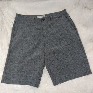 Travis Matthew men’s shorts size 32 waist